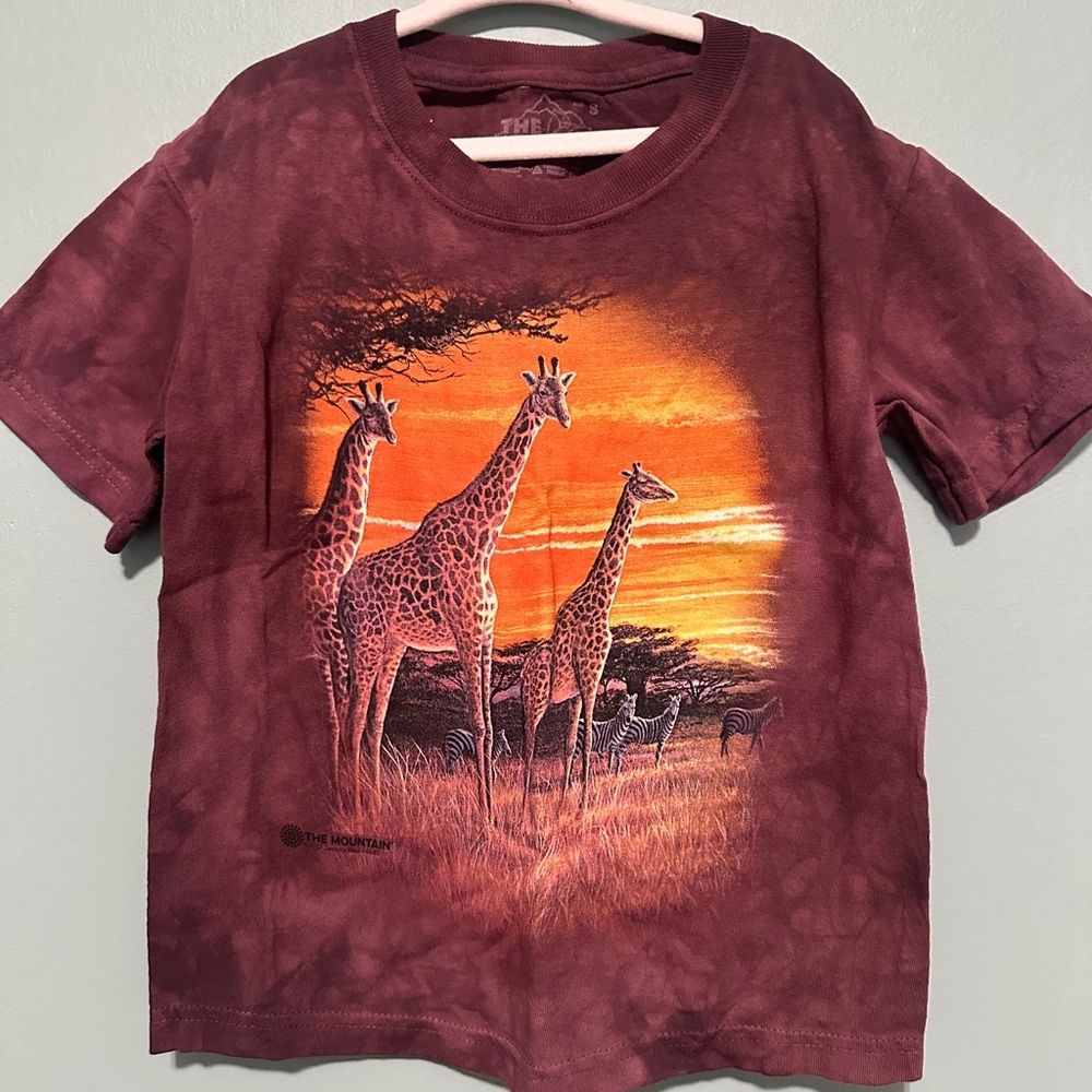 The Mountain Kids Safari Giraffe T-Shirt - Maroon